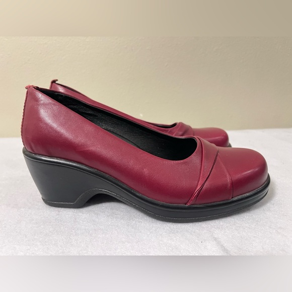 Dansko  Red Leather Mary Jane Wedge Shoes Women’s Size 37/6.5 US Wedge Heel - Picture 6 of 12